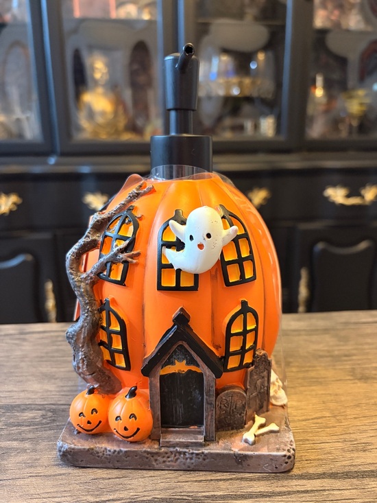 Other - Halloween Pumpkin Soap Dispenser - large 8” x 4.5”
